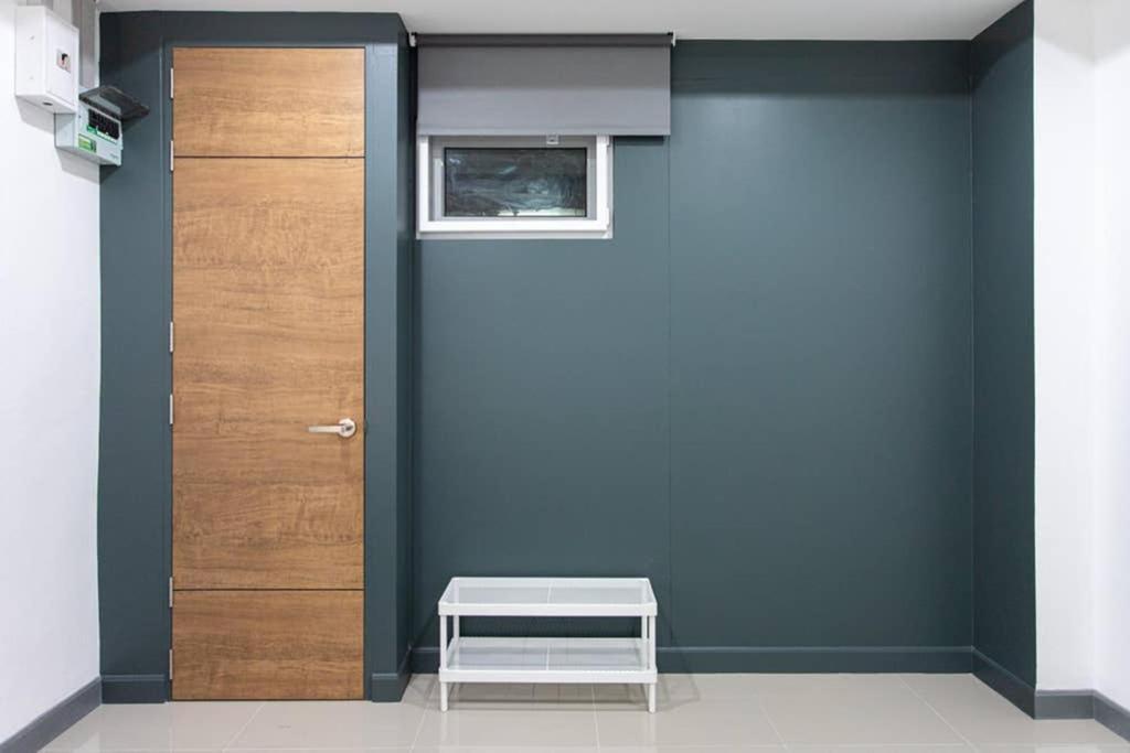 P1 Silom Pan Large Room Full Kitchen Wifi 4-6Pax Бангкок Экстерьер фото